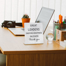 将图片加载到图库查看器,Boss Gifts for Men Women, Boss Lady Gifts for Women, Thank You Gifts for Boss Leader Mentor Supervisor Boss Day Office Gifts for Women Desk Sign Birthday Christmas Best Boss Gifts for Women Leadership