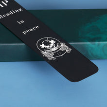 将图片加载到图库查看器,Halloween Bookmarks for Women Men, Funny Halloween Gifts for Her Him Girls Friends, Horror Bookmarks for Book Lovers Bookish Horror Lovers, Birthday Valentines Christmas Stocking Stuffers for Teens