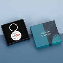将图片加载到图库查看器,Friends TV Show Merchandise Christmas Couple Gifts Keychain for Boyfriend Wife Girlfriend Husband Birthday Gifts for Best Friend Anniversary Giftss for Fiance Fiancee Wedding Jewelry for Bride Groom