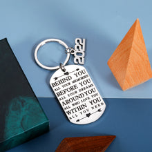 将图片加载到图库查看器,Class of 2022 Senior Graduation Gifts for Him Her Inspirational Christmas Gifts Keychain Nurse College Grads High School