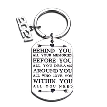 将图片加载到图库查看器,Graduation Gifts 2021 Senior Students Keychain for Him Her Inspirational Birthday Coming-of-age Gifts for Son Daughter Teen Girls Boys from Mom Daddy Best Friends Gifts for College Graduate Tag