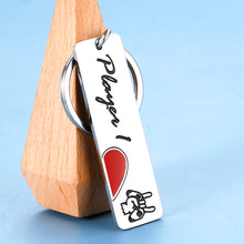 将图片加载到图库查看器,2 Pcs Funny Gamer Gifts for Men Women Valentines Day Gifts for Him Boyfriend from Her Girlfriend Couples Keychain Anniversary Birthday Christmas Gifts for Husband Wife Fiance Fiancee Player 1 Player 2