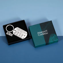 将图片加载到图库查看器,Class of 2022 Senior Graduation Gifts for Him Her Inspirational Christmas Gifts Keychain Nurse College Grads High School