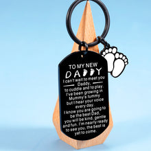 将图片加载到图库查看器,Christmas Gifts for New Dad to Be First Time Dad Gifts Keychain from Wife Pregnancy Baby Announcement for Soon to Be Dad Men Birthday Gifts Father to Be Him New Father Father’s Day Fiancee New Mommy