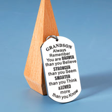 将图片加载到图库查看器,Grandson Gifts from Grandma Grandpa Christmas Gifts for Teenage Boys Inspirational Gifts for Men Kids Teen Him Keychain Birthday Graduation Back to School Stocking Stuffers for Boys Motivational Gifts