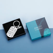 将图片加载到图库查看器,Graduation Gifts 2021 Senior Students Keychain for Him Her Inspirational Birthday Coming-of-age Gifts for Son Daughter Teen Girls Boys from Mom Daddy Best Friends Gifts for College Graduate Tag