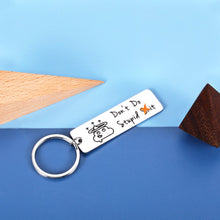 将图片加载到图库查看器,Funny Gifts for Son Daughter from Mom Daddy Don't Do Stupid Keychain for Women Men Gag Gifts for Kids Teen Girls Boys Funny Sarcasm Gift for Family Humor Birthday Graduation Gifts for Friends BFF