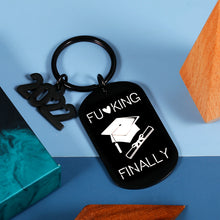 将图片加载到图库查看器,Funny 2022 Graduation Gifts for Him Her Seniors Bulk Class of 2022 Gag Keychain for High School College Students Nursing Law School Grads Masters PHD Teen Girls Boys from Dad Mom Best Friends