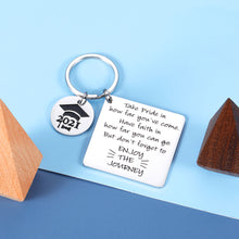 将图片加载到图库查看器,Inspirational Christmas Gifts for Women Men Kids Senior High School Students Graduation Gifts Keychain for Him Her Son Daughter Birthday Gift for Teen Girls Boys College Graduate from Mom Dad Jewelry