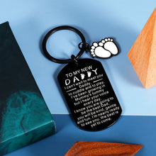 将图片加载到图库查看器,Christmas Gifts for New Dad to Be First Time Dad Gifts Keychain from Wife Pregnancy Baby Announcement for Soon to Be Dad Men Birthday Gifts Father to Be Him New Father Father’s Day Fiancee New Mommy