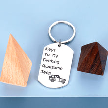 将图片加载到图库查看器,Jeep Lover Christmas Gifts Keychain for Men Women Jeep Owners Husband Boyfriend Friends Birthday Gifts off Road Car Accessories from Wife Girlfriend Wrangler for Fiance New Year Present for Him Her