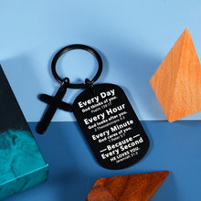 将图片加载到图库查看器,Christian Gifts for Women Christmas Keychain Religious gifts Son Boys Kids Friends Inspirational Gifts Spiritual gifts for Women Teens Grandson Birthday Valentines Sympathy Gift Baptism Gifts for Girl