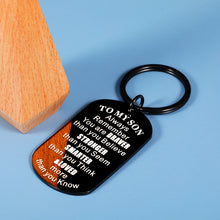 将图片加载到图库查看器,Son Christmas Gifts from Mom Dad Stocking Stuffers for Boys Inspirational Keychain for Men Kids Motivational 21st 30th Birthday Graduation Gifts for Him Valentine's Day Step Son Wedding Gifts Groom