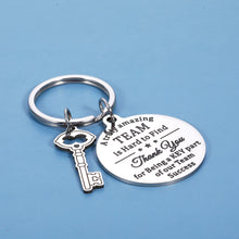 将图片加载到图库查看器,Coworker Leaving Gifts Retirement Keychain for Colleagues Employees Appreciation Gift for Women Men Boss Teacher Farewell Going Away Goodbye Thank You Gift Birthday Christmas Coach Retired Bestie Bulk