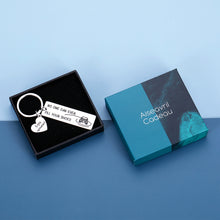 将图片加载到图库查看器,Retirement Gifts Keychain for Men Women Coworker from Boss Employer Newly Retired Farewell Present for Leader No One Can Ever Fill Your Shoes Enjoy Retirement Going Away Thank You Pendant Charm