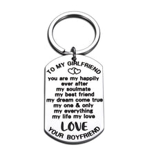 将图片加载到图库查看器,Girlfriend Christmas Gifts for Her Fiancee from Boyfriend Him I Love You Valentine Gifts Couple Keychain for Wife Women Girls Anniversary Birthday Gifts for GF Wedding Gifts for Bride from Groom