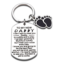 将图片加载到图库查看器,New Dad to Be Gifts Keychain Pregnancy Baby Announcement Gifts for Dad Men First Time Father's Day Gifts Soon to Be Dad