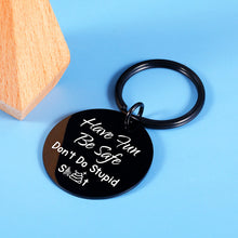 将图片加载到图库查看器,Gifts for 16 Year Old Boy Girl Double-Sided Dont Do Stupid Keychain Love Mom Dad Teen Girls Gift Ideas 16th Birthday Gifts for Him Her Christmas Stocking Stuffers for Teen Boys Son Daughter Grandson